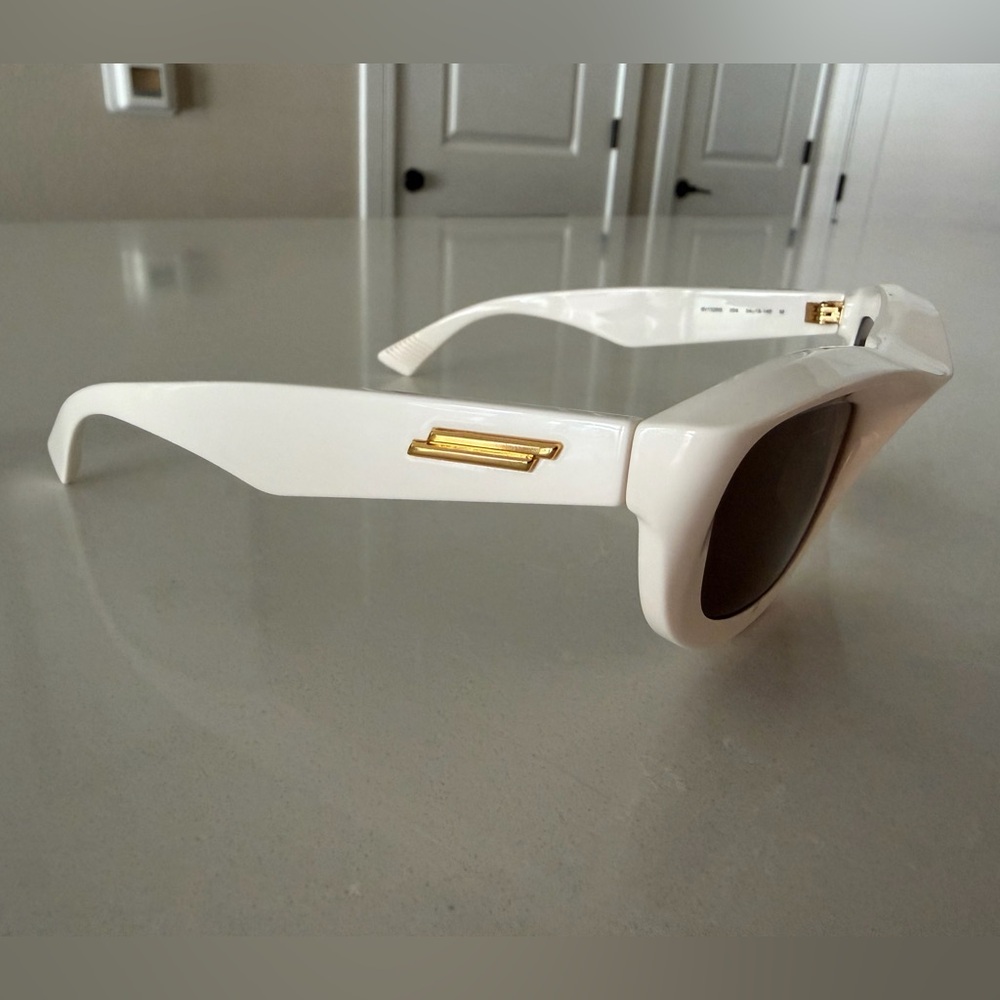 Bottega Veneta Eyewear - Picture 4 of 9
